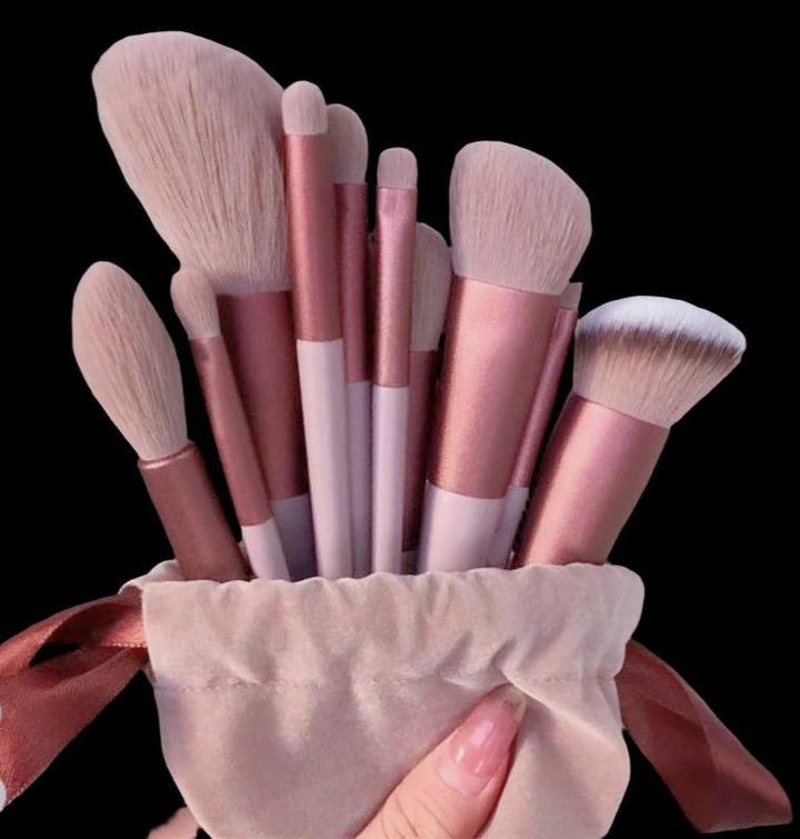 13 Essentials - The Vibrant Makeup Brushes Collection