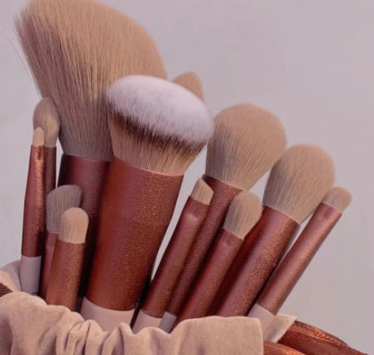 13 Essentials - The Vibrant Makeup Brushes Collection