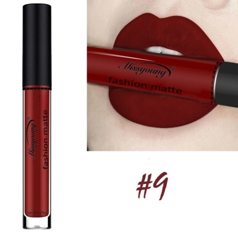 Liquid Lipstick Magic: Matte, Moisturizing & Mesmerizing