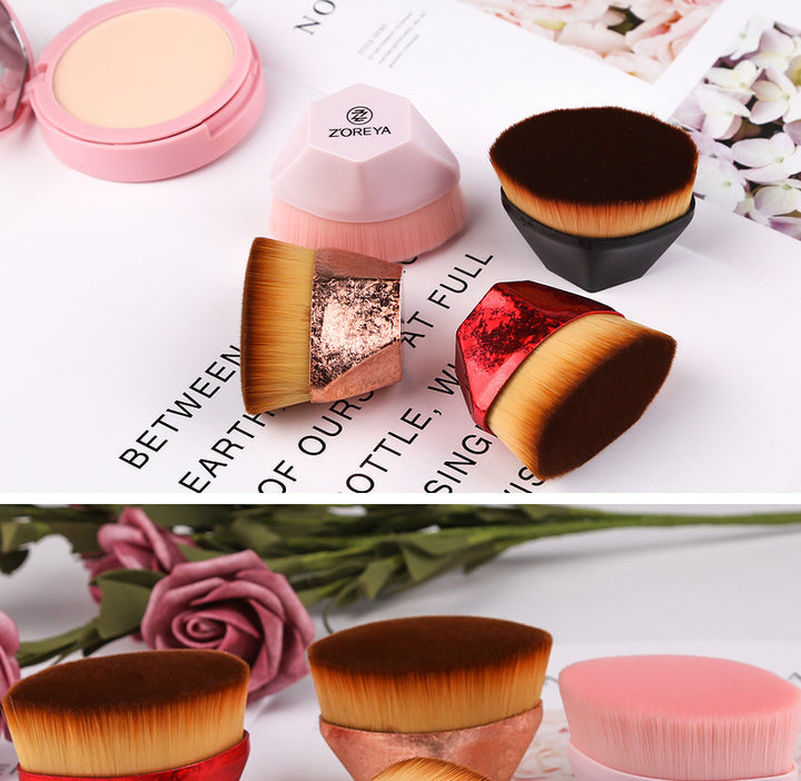 Magic Foundation Kabuki Brush