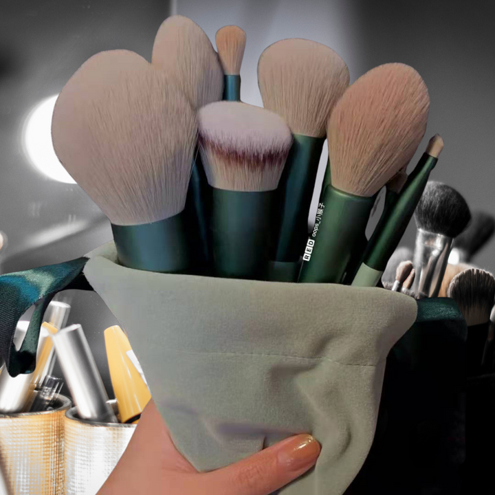 13 Essentials - The Vibrant Makeup Brushes Collection