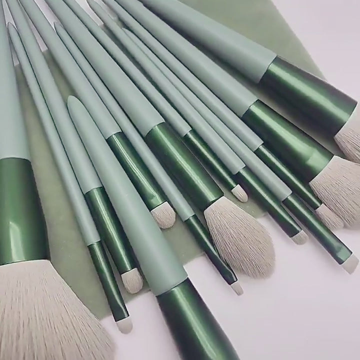 13 Essentials - The Vibrant Makeup Brushes Collection